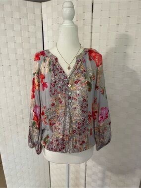 fig and flower Gray Floral Button-Front Blouse with Red & Pink Accents